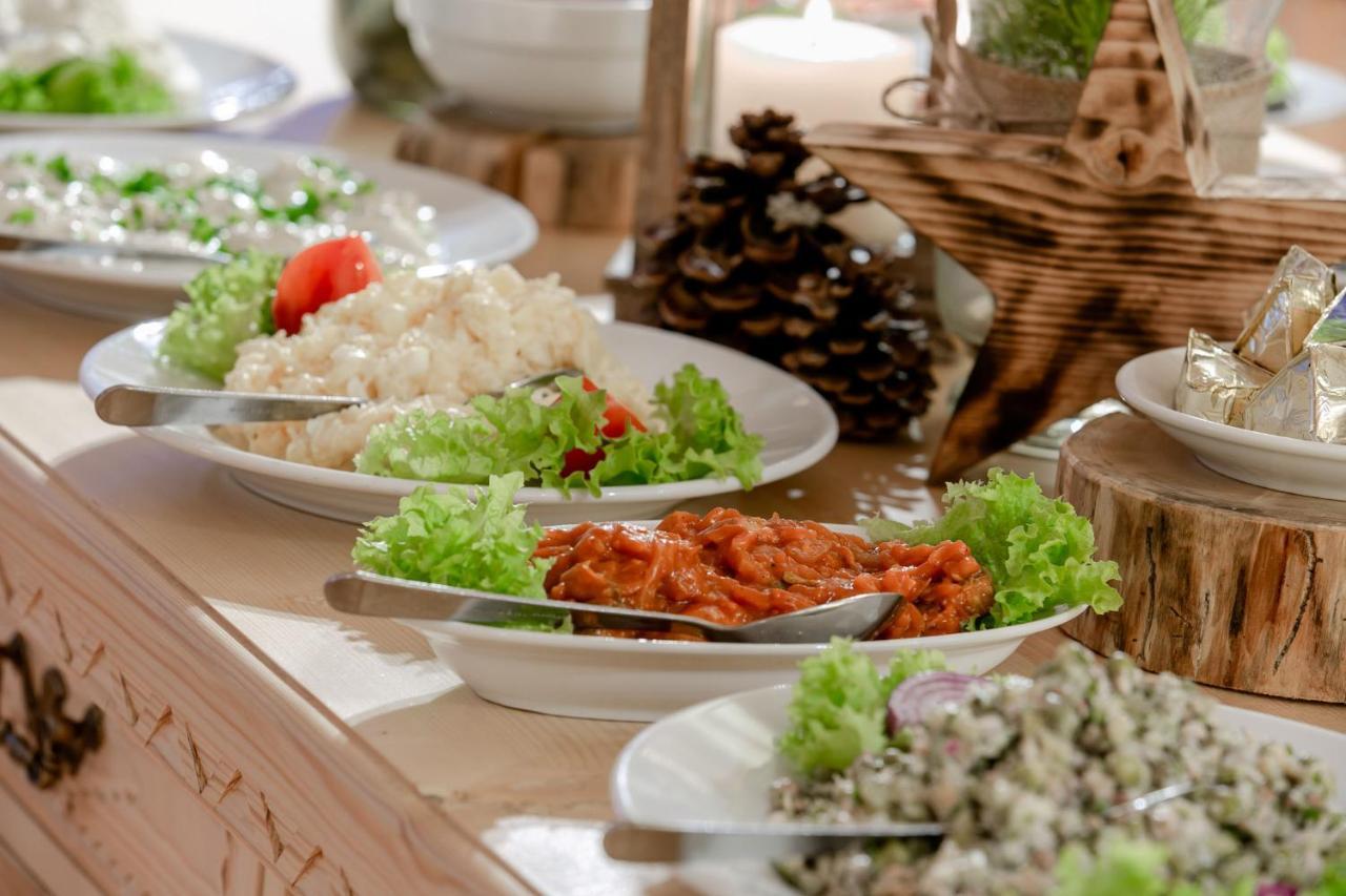 Goralski Gosciniec & Spa โปโรนิน ภายนอก รูปภาพ